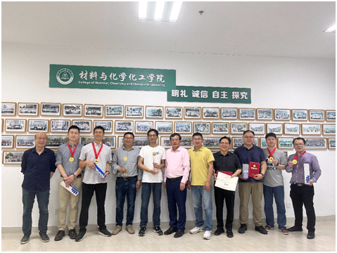 乒乓球比赛颁奖