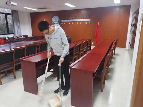 db22c98d2375151368673910da3fba38